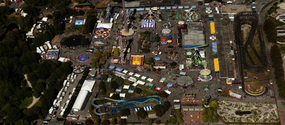 (c) Playland Vancouver