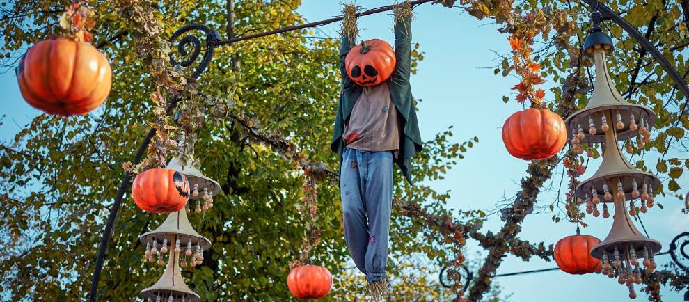 Der ganze Park ist zu Halloween besonders toll geschmückt (c) Tivoli Gardens