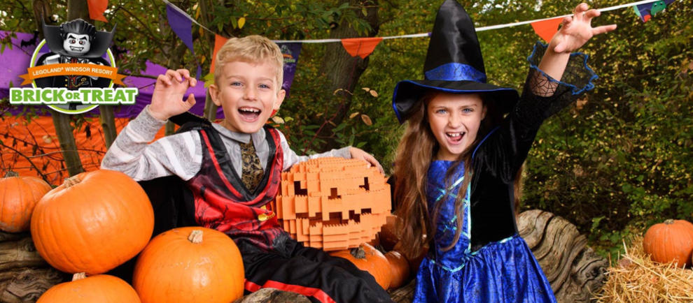 Lord Vampyre lädt zum beliebten Halloween Brick or Treat ein © Legoland Windsor Resort