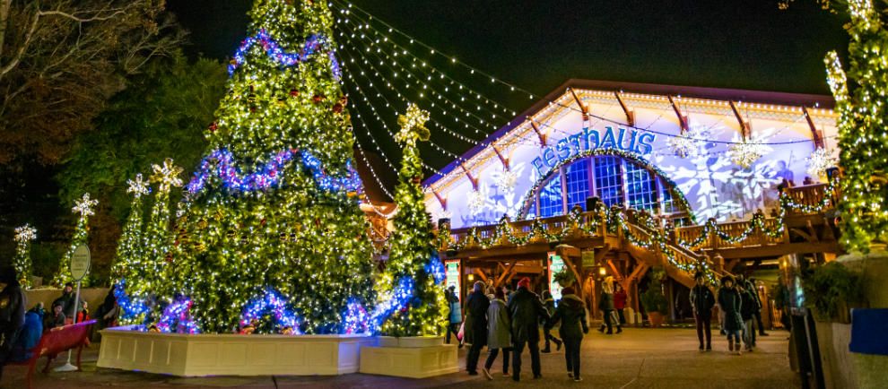 Winterlich wird es während "Christmas Town" © Busch Gardens Williamsburg