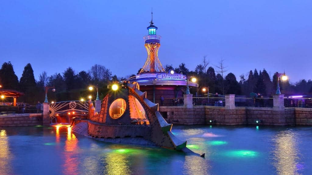 Selbst die Nautilus kann im Park besucht werden © Disneyland Paris