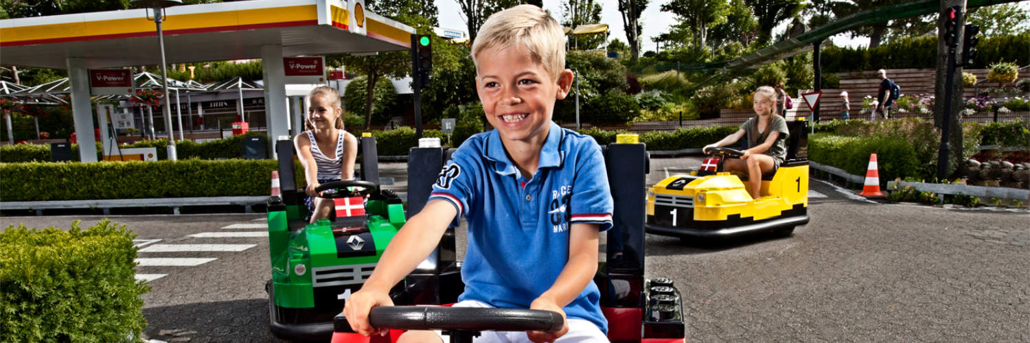 Verkehrsregeln spielerisch in der "Trafikskolen" lernen © Legoland Billund Resort