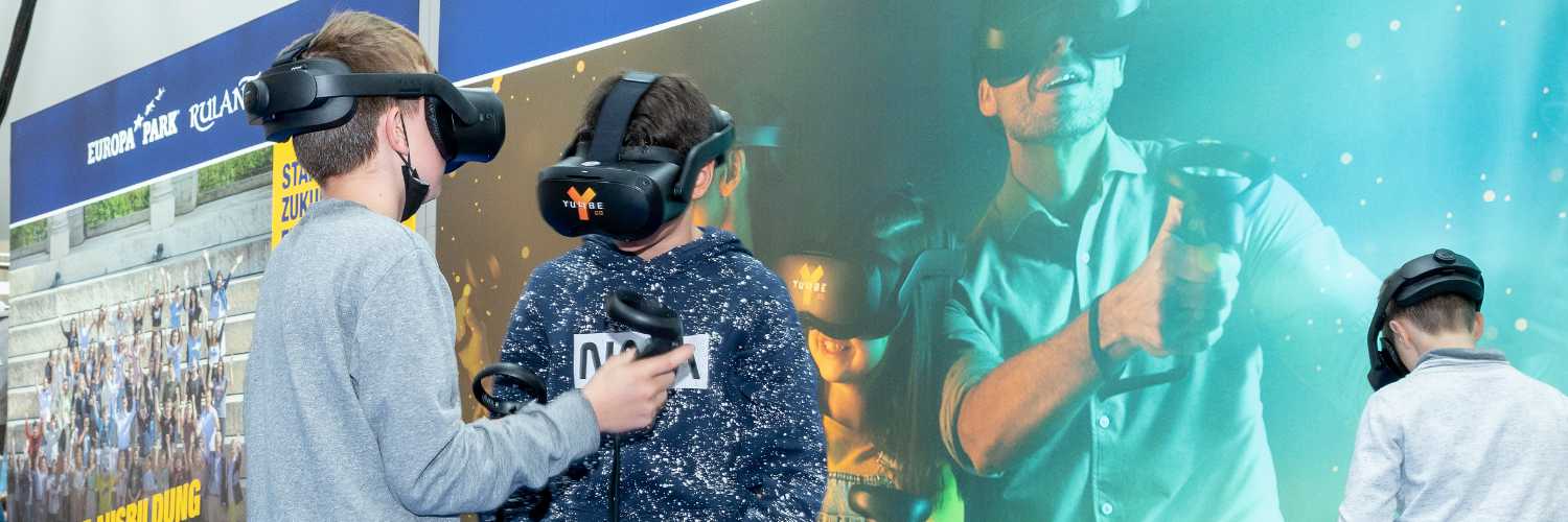 Die Schüler konnte neue Technologien wie z.B. Virtual Reality ausprobieren. © Europa-Park Resort