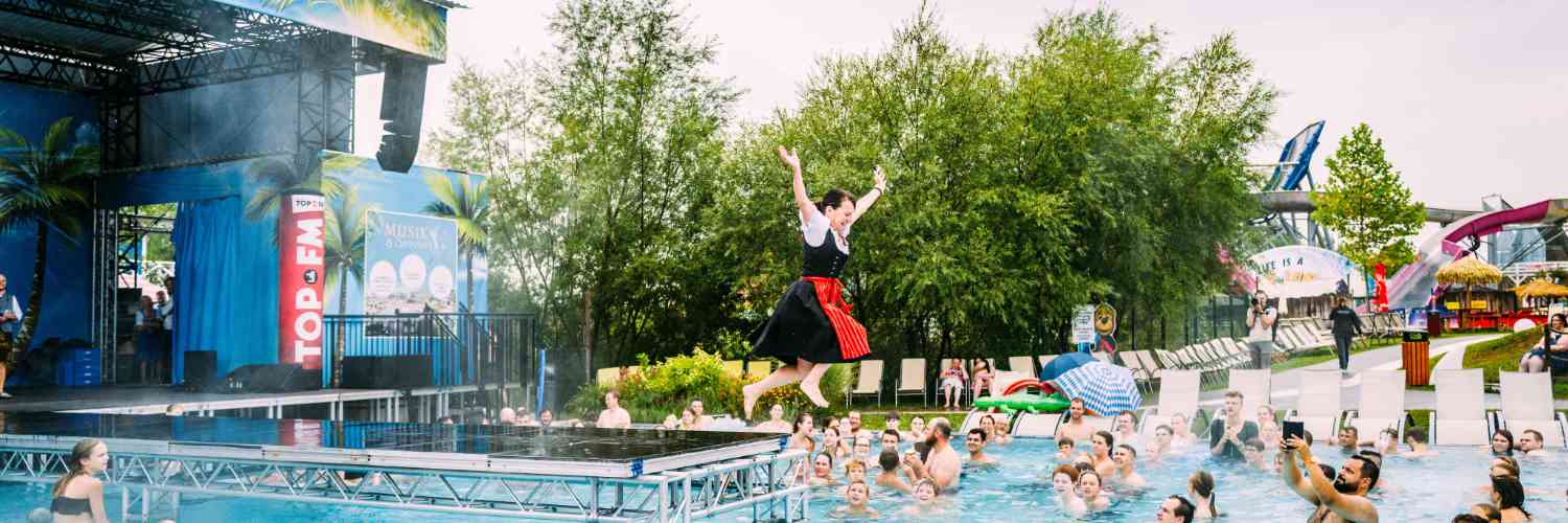 Dirndlflug-Contest © Therme Erding