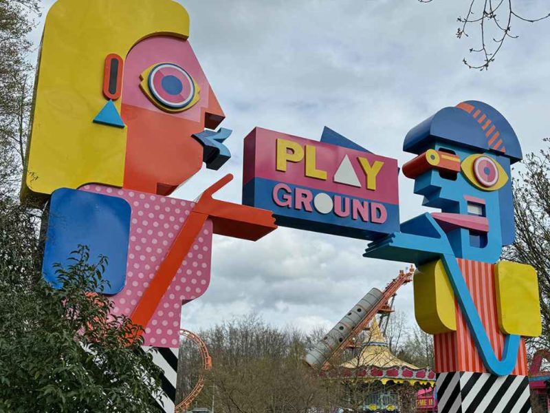 Der neue Eingang des Themenbereichs "Play Ground" in Walibi Holland