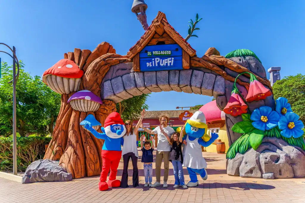 Etnaland bleibt 2026 komplett geschlossen: Keine Sommersaison für Siziliens größten Freizeitpark 2 etnaland schlumpfe 1