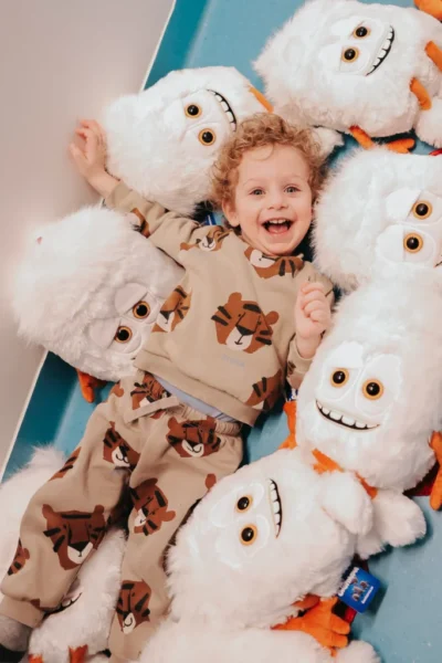 Valentinstag mit Tiefgang: Schwedische Figuren spenden Kraft an Herzkinder 2 © Parks & Resorts