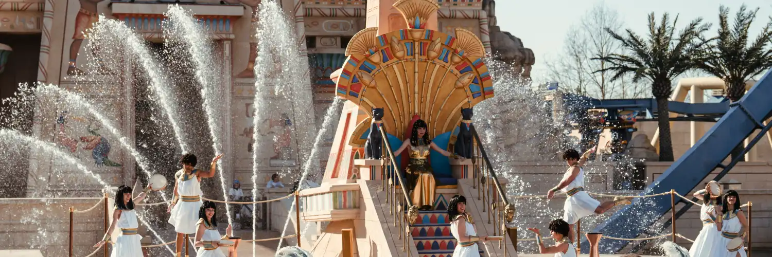 Mehr Feuer, mehr Wasser, mehr Show: Parc Astérix überarbeitet Kleopatra Show 4 © Parc Asterix