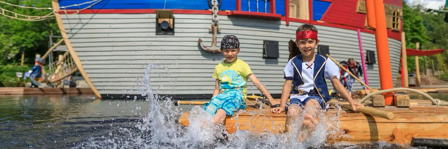 Sicher planschen: Playmobil FunPark und DLRG machen Kinder fit fürs Wasser 6 © Playmobil FunPark